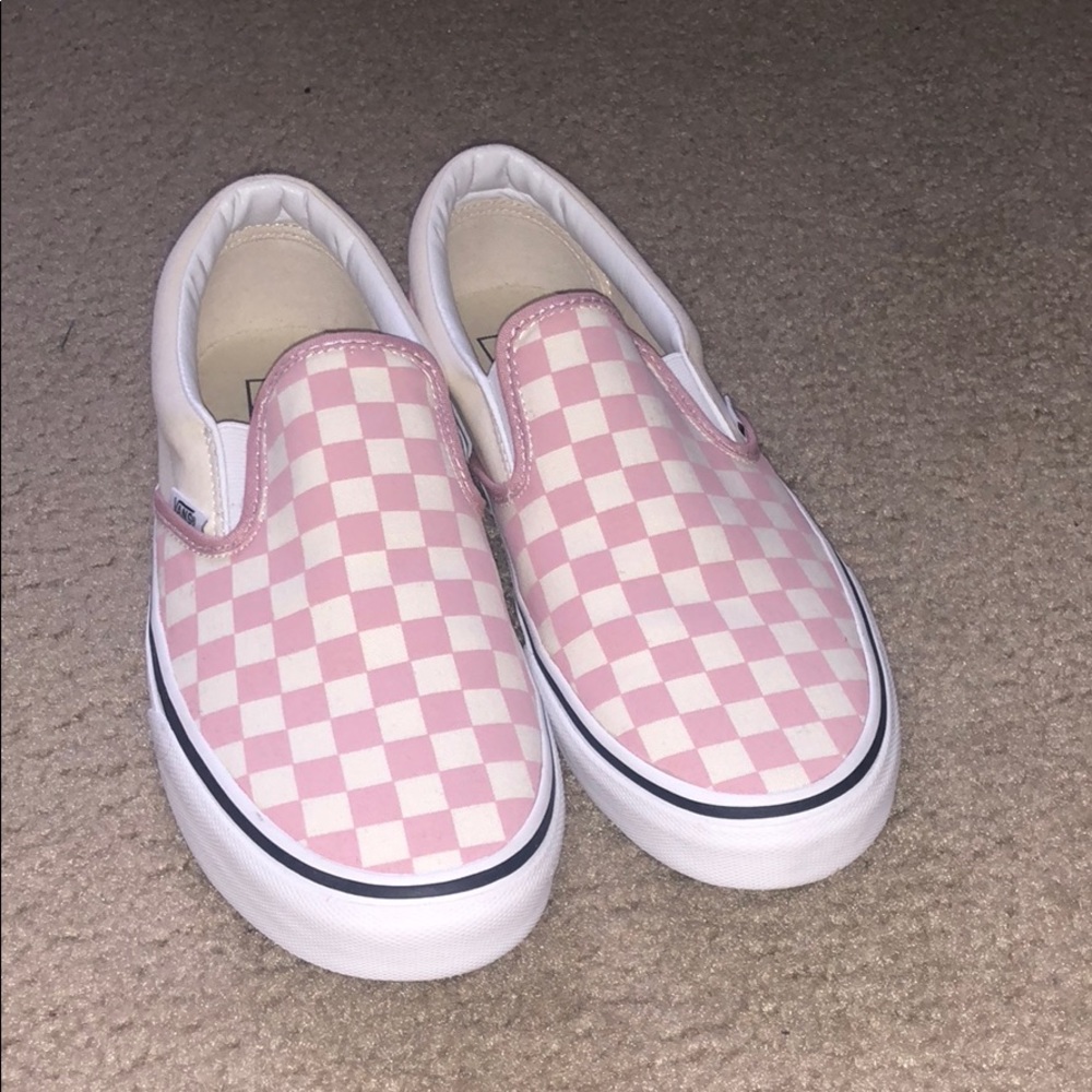 Pink x Vanilla Checkered Vans